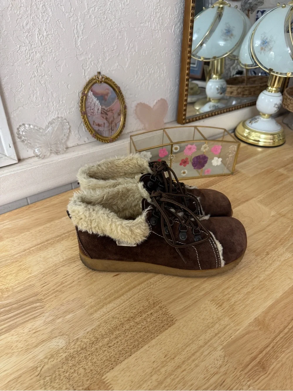 Cozy Reclaimed Vintage Brown Suede Faux Shearling Lace-Up Sneaker Boots Size 10